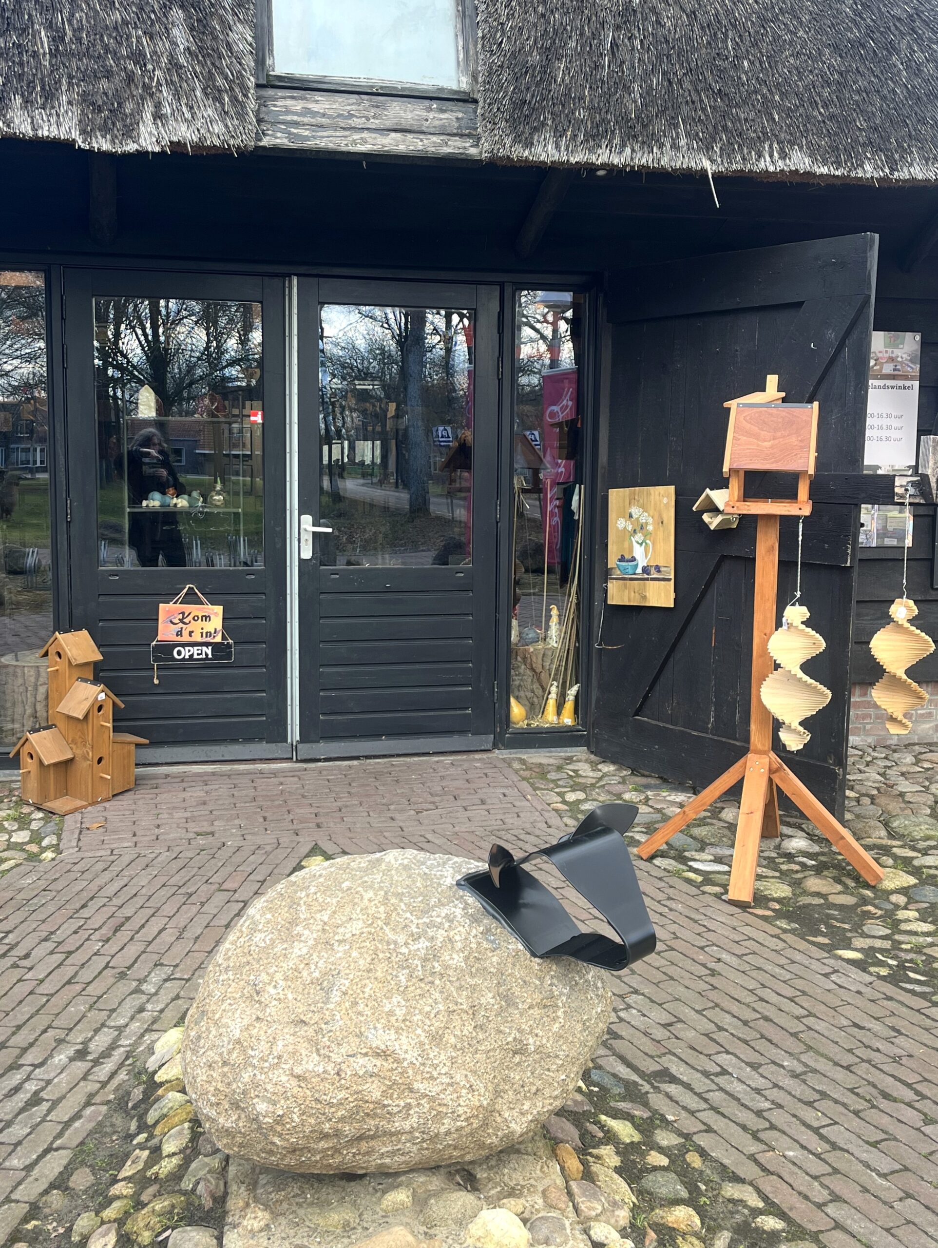 Nieuw schaap voor 't Huus met de Belle.
foto: Gerda Bultje